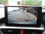 バックカメラが付いているので後方確認が非常にしやすいです。今や運転初心者も熟練者も必須装備!ついていて損はないですね♪