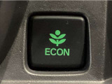 ★ECONスイッチ★ エコドライブを加速しよう!スイッチをONにすると、運転の仕方によるロスを抑え込み燃費をよくするようクルマが頑張ります(*^ー^*)燃費向上にチャレンジ♪