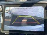 【フロント&サイド&バックカメラ】ドライバーから見にくい死角部分を映像で確認できるカメラを各所に装着。見通しがきかない場所や住宅密集地などを運転することが多い人におすすめの安心装備です。