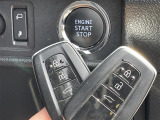 【スマートキー(エンジンスタートストップスイッチ)】スマートキー(電子キー)を持っていれば、スイッチを押すだけでエンジンをかけることができます!