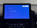 【10.5インチディスプレイオーディオplus】BluetoothオーディオやTV放送、AppleCarPlayやAndroidAutoなど多彩な機能を備えます。ナビゲーション機能も搭載。