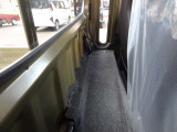 新車保証を継続致します。納車後も保証期間内で有れば全国のディーラーで保証修理を受ける事が可能ですのでご安心ください。