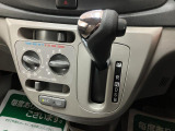 インパネシフトのオートマチックになります★足元がスッキリとして広々使っていただけます★