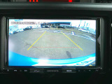 バックカメラを装備しております。駐車時に大変役立ちますよ♪運転が苦手な方の味方になってくれます。