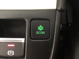 ★ECONスイッチ★ エコドライブを加速しよう!スイッチをONにすると、運転の仕方によるロスを抑え込み燃費をよくするようクルマが頑張ります(*^ー^*)燃費向上にチャレンジ♪