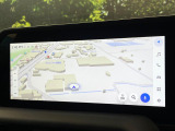 【12.3インチワイドナビ】高級感とインパクトのある大型ワイドナビを装備。各種オーディオ操作はもちろん、横長ワイド画面でのマップ2分割表示など、利便性も高いナビです♪