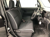 【運転席・助手席】です!実際お座りいただくのが分かりやすいと思いますので、ぜひお気軽にご来店ください♪状態もいいですよ☆