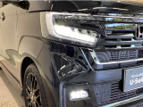 【LEDヘッドライト】ディスチャージヘッドライト(HID)と同等の明るさで、夜道や雨天走行が明るく視界良好!! フォグライトも装備で、安心感さらにUPです♪安心ドライブを楽しんで下さい♪