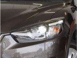 【LEDヘッドライト】省電力で長寿命の明るく運転しやすいLEDヘッドランプです。明るく照らすので暗い夜道からお客様を守ってくれます。お近くの広島マツダまでお越しください。