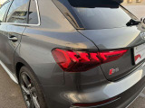 Audiは「Vorsprung durch Technik」(技術による先進)をモットーに、優れた技術力によって、ドライバーに素晴らしい走行体験をもたらしてくれます。