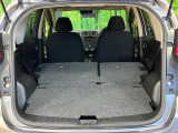 普段のお買い物や通勤、送迎等に十分な荷室スペースを確保しております。セカンドシートを倒すと、大きな荷物の積載も可能です♪