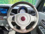 【純正革巻きステアリング】上質な革を使用することで、手にしっかり馴染みとても運転しやすいハンドルです♪