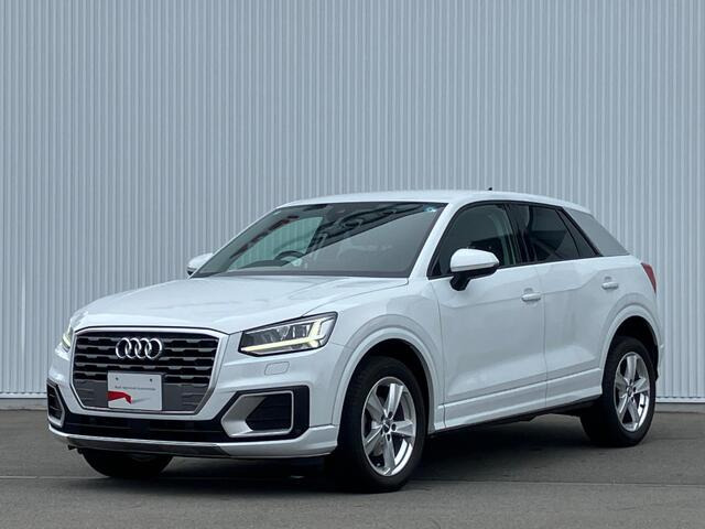 Q2 1.0 TFSI スポーツ 