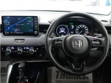 とても握りやすいステアリング!運転手の気持ちがそのまま伝わるかのような反応をしてくれます!小物入れや各ボタンの配置にこだわり、とても使いやすいです !視認性も良好なのでロングドライブもお任せ下さい!