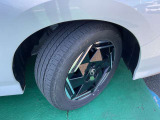 タイヤサイズは205/55R16純正アルミホイール付き!(夏タイヤ装着)冬タイヤ、ホイール注文も承っております☆