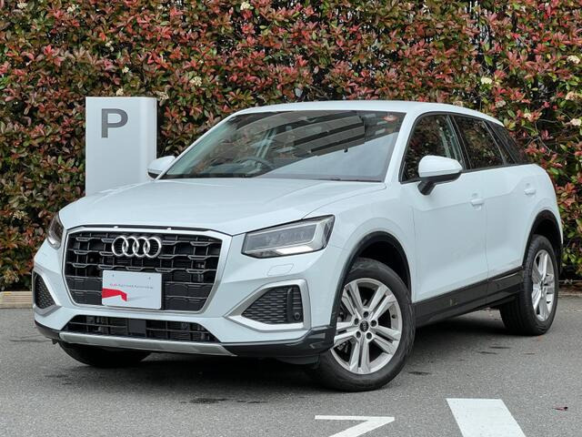 Q2 35 TFSI アドバンスド 