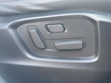 運転席10Wayパワーシート★電動シートで楽に細かくシートを調整することができます!