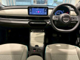 シンプルかつオシャレなデザインで毎日の運転が楽しくなります。