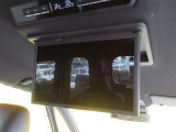 フリップダウンモニター付き!長時間のドライブも、退屈する事なく過ごせます!