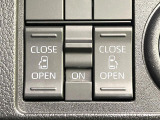 【両側パワースライドドア】スマートキーや運転席のスイッチで後席両側スライドドアの開閉が可能♪電動だから力を入れてドアを開ける必要が無く、小さなお子様でも簡単に開け閉めでき快適です♪