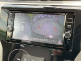 空から車を見たような「アラウンドビューモニター」!車の周りが一目で確認できるので、小さなお子様や障害物があっても安心して乗ることができます♪