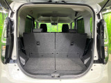 普段のお買い物や通勤、送迎等に十分な荷室スペースを確保しております。セカンドシートを倒すと、大きな荷物の積載も可能です♪