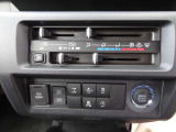 新車保証を継続致します。納車後も保証期間内で有れば全国のディーラーで保証修理を受ける事が可能ですのでご安心ください。