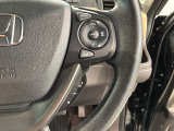 クルーズコントロールを装備しています。高速道路などで一定の速度で走ってくれるので運転が楽ですよ!速度を設定できますので、スピードの出しすぎにも注意できます。