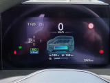 元弊社試乗車/走行3,999キロ。※掲載車が少しでも気になるお客さま、私共スタッフはクルマの事がよくわからないお客さまへ丁寧な説明を心掛けております。お気軽にご相談ください(定休日 火/水曜)。