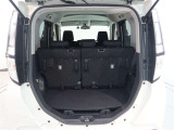 広々としたラゲージスペースを備えています。大きなものや長さのある荷物もしっかりと積み込めます。
