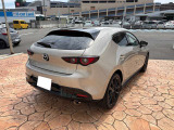別途費用にて遠方納車も承っております。お気軽にお問い合わせください♪
