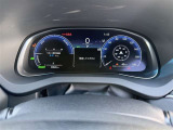 視認性の良いメーターで運転も快適です!