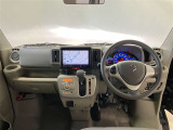 見通しのよいすっきりとした視界で、誰でも運転しやすいです。運転のしやすさは疲れにくさにも繋がりますよ♪
