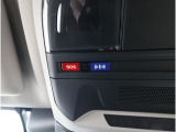 専用ボタンでコールセンターへ接続。状況に応じて緊急車両の要請やロードサービスの取次ぎを行います。重大事故の際は自動的にコールセンターにつながり、緊急車両やドクターヘリを要請します。(要申込)