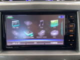 純正SDナビ(CN-RZ743W)を装着しています。Bluetooth(ブルートゥース)・USB接続/CD・DVD再生/フルセグ視聴など使用できます。
