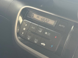 オートエアコン機能で設定した温度に自動で調整し快適な車内空間を保ってくれます。