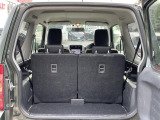【トランク】積み込みやすくて、たっぷり積める荷室です。シートアレンジできるものは、乗車人数と荷物の量や大きさによってシートを動かすことができるので、より快適なドライブが可能です!