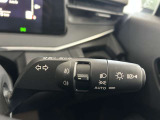 「オートライト付き」トンネルに入ると自動でライトが点灯してくれるので、付け忘れの心配もありません。