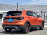 アフターサービスは全国のVolkswagen正規ディーラーで対応。遠方のお客様も安心してご購入いただけるよう、丁寧にサポートいたします。
