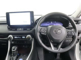 見通しのよいすっきりとした視界で、誰でも運転しやすいです。運転のしやすさは疲れにくさにも繋がりますよ♪