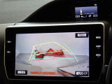 バックガイドモニターを装備しています、車庫入れもラクラクです。