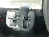 インパネシフトで、操作性・視認性もバッチリです。