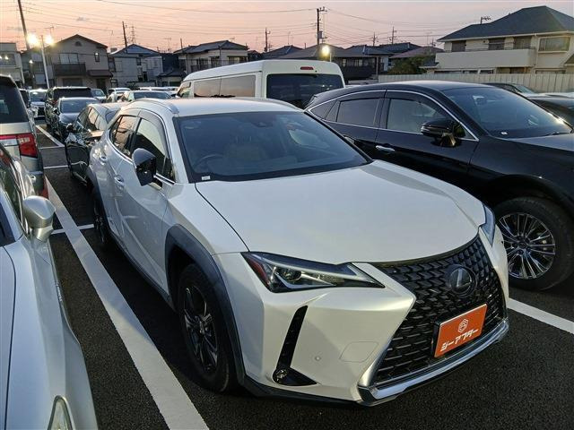 UX 200 ブルー エディション 禁煙車 ワンオーナー 純正10.3型ナビ