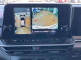 ◆アラウンドビューモニター◆4つのカメラで真上からクルマを見たようにモニターで確認ができる日産自慢の装備です!周囲の安全確認、障害物も目視で確認できるので駐車のしやすさだけでなく事故防止になります!