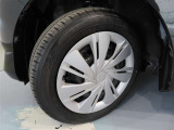 タイヤサイズは、155/65R14です。
