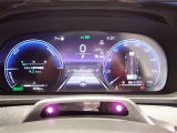 メーターパネルは視認性が良く、飽きの来ないデザインです!夜見るとまた違う一面が見れるかも♪