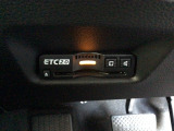 【ETC車載器】もはや必須アイテムのETCを搭載!高速道路のご利用時にとても便利!わずらわしい料金所での現金支払いが不要となりスムーズに通過できます♪