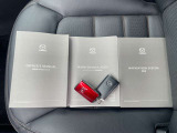 取説や記録簿、スペアキー完備です!ディーラーオプションのボディ同色キーシェルです♪