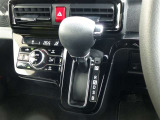 インパネシフトで、操作性・視認性もバッチリです。