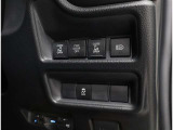 電動のスライドドアで楽々スムース!運転席からも開閉の操作もできます♪キーのスイッチひとつで自動開閉できる便利な機能もついてます♪